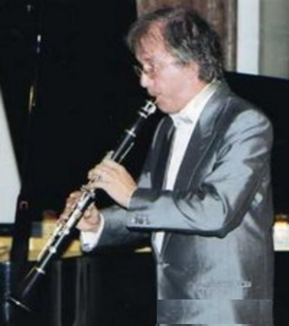 renzo-roselli renzo_roselli_800_800_w